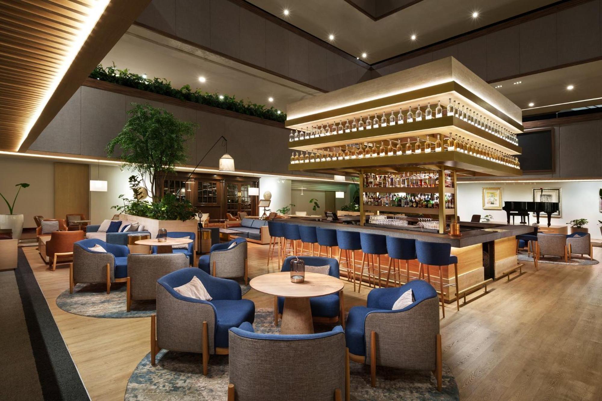 Presidente Intercontinental Mexico City By Ihg Esterno foto The lounge at Changi Airport